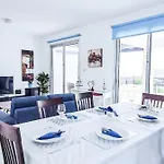 3 Bedroom Seaview Direct In With Pool Coral Bay