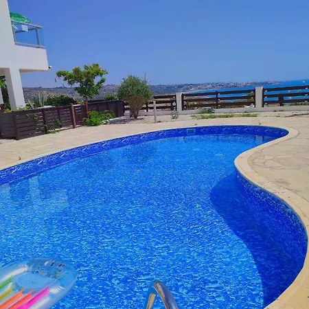 3 Bedroom Seaview Direct In With Pool * Coral Bay