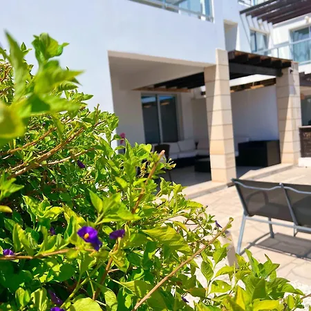 Villa 3 Bedroom Seaview Direct In With Pool *